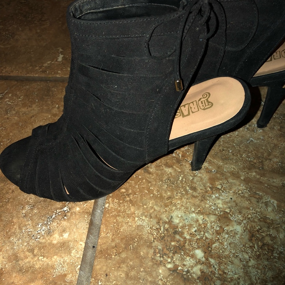 Black High heels